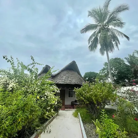 Meremeta Lodge Utende Exterior photo